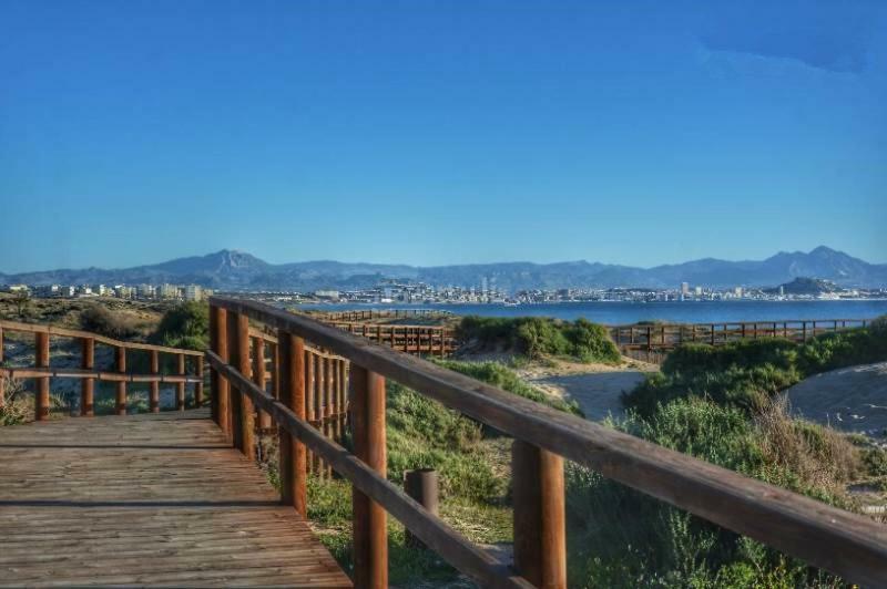 Apartamento Con Terraza 50M2，500M A La Playa Apartment Arenales del Sol Exterior photo